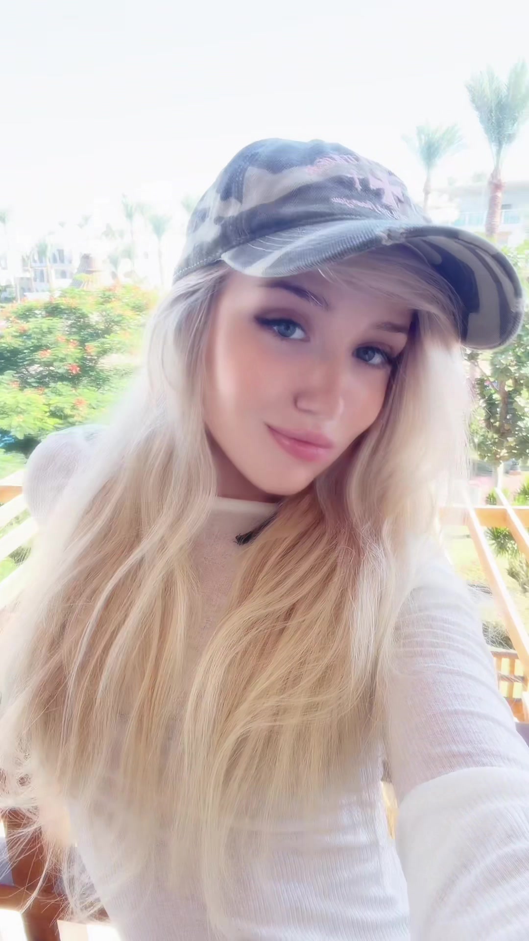 @VI
