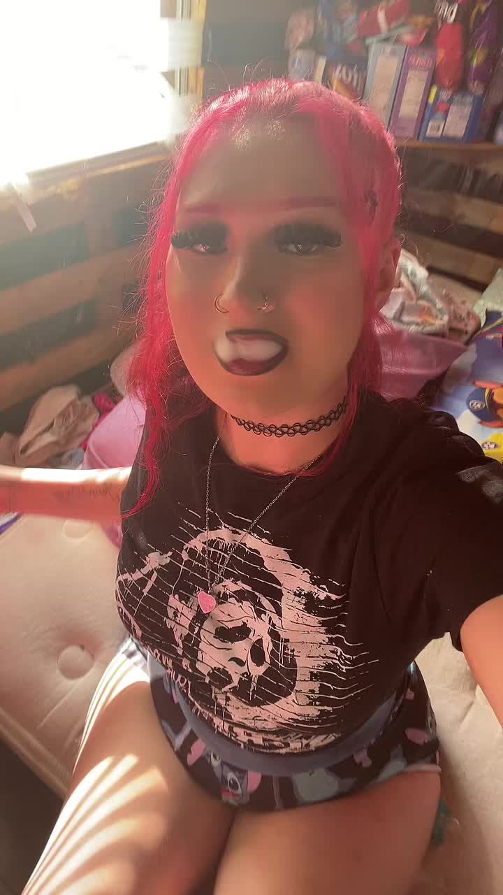 @Rena certifiedCrashout🏳️&zwj;🌈