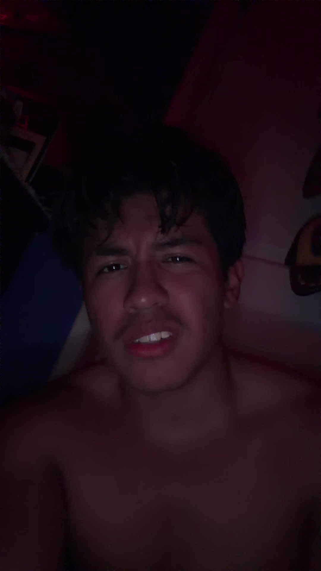 @Uz