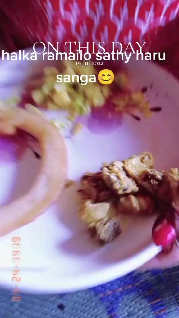 @Reesika Ratna Reesik