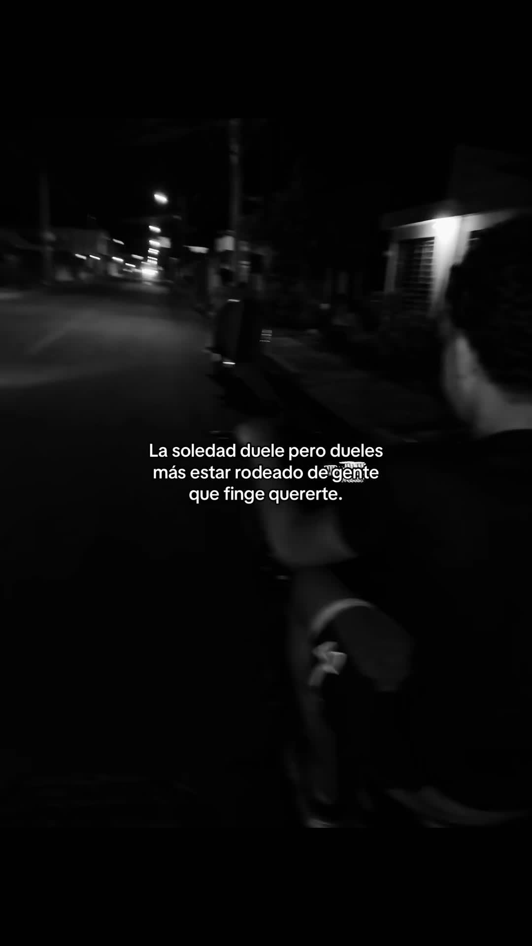 @⃟