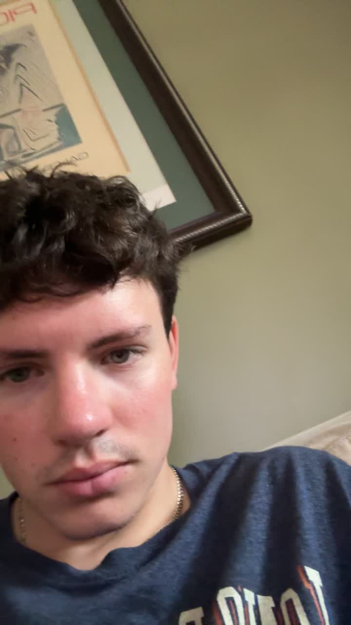 @CrispyChris