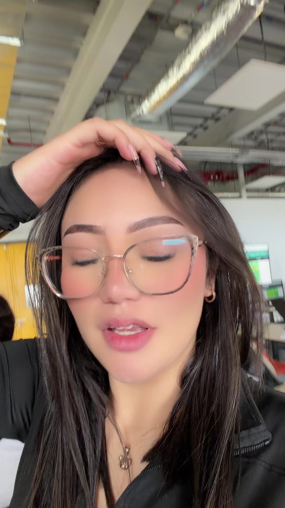 @woahmab