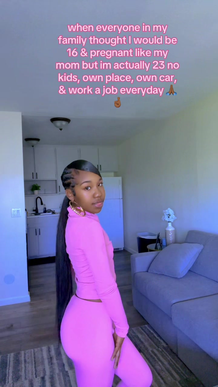 @Aniya ⚡️