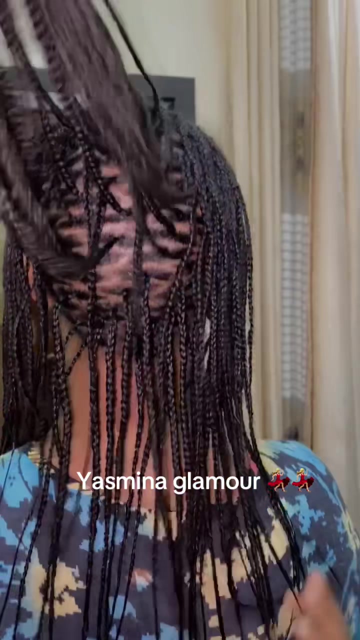 @Yasmina Glamour