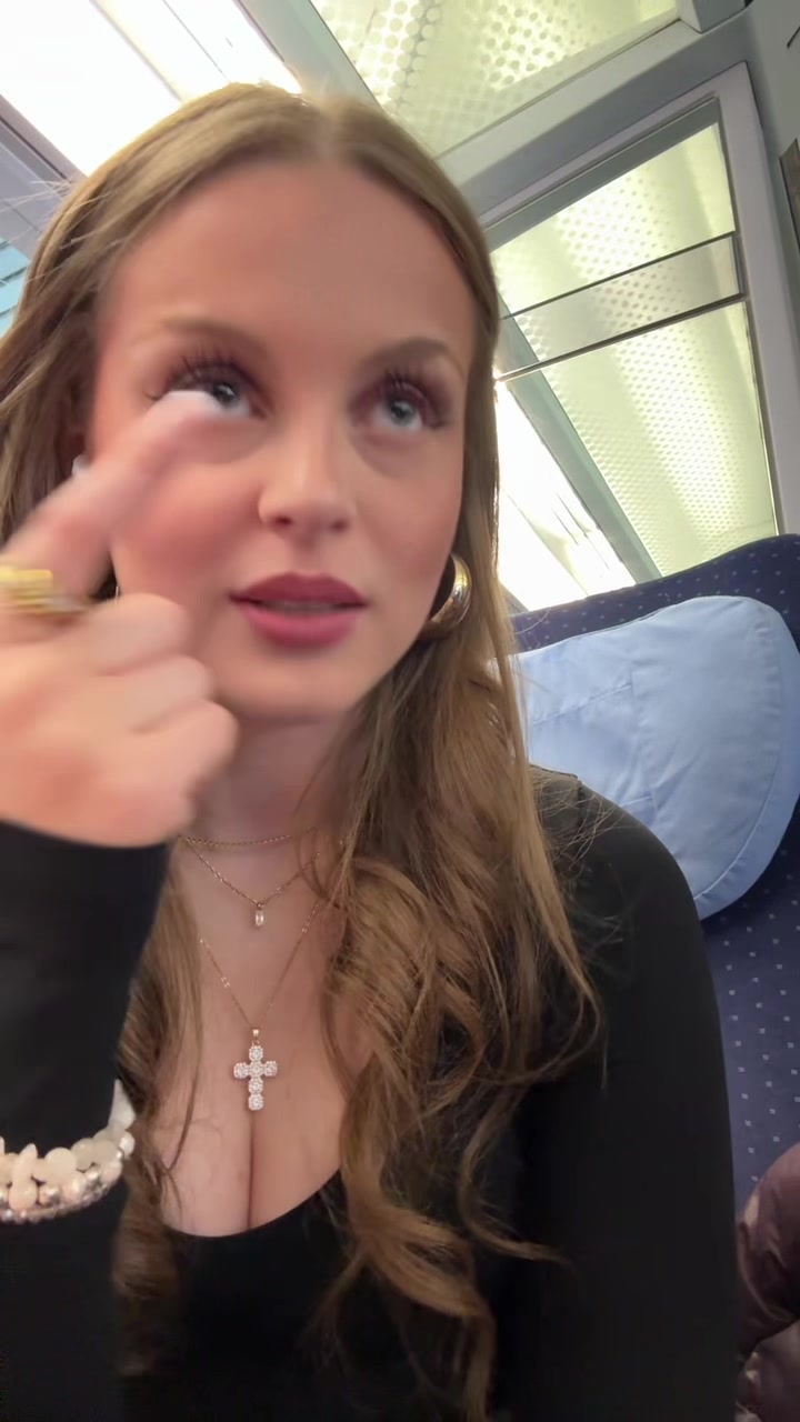 @maya ❦ ❧
