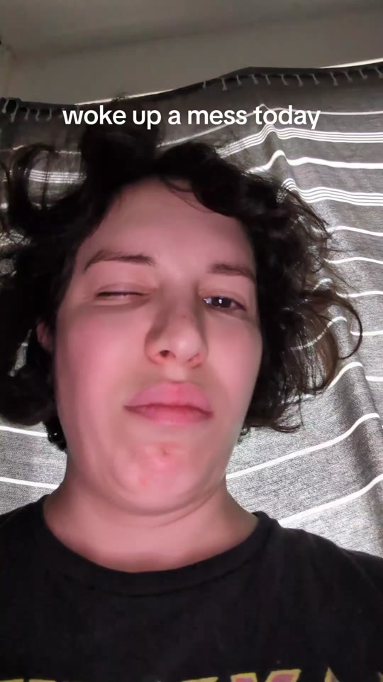@T