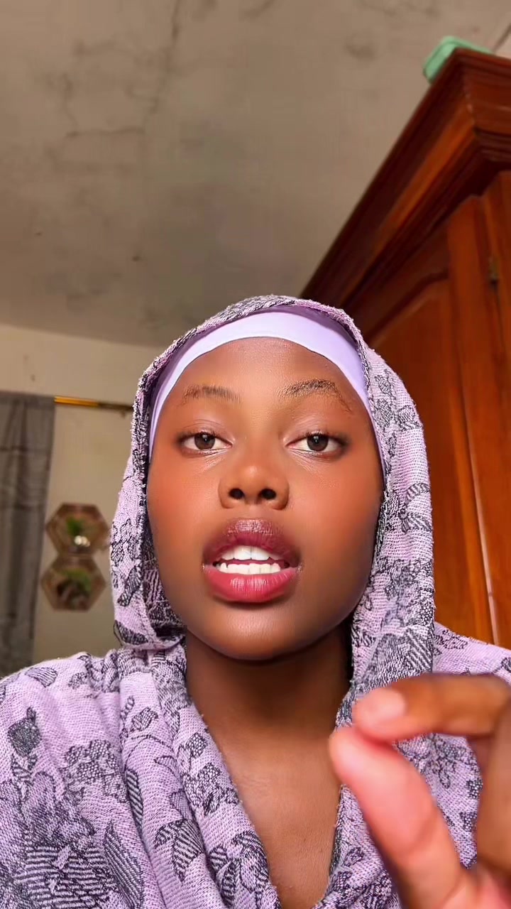 @Fille curieuse 🧐