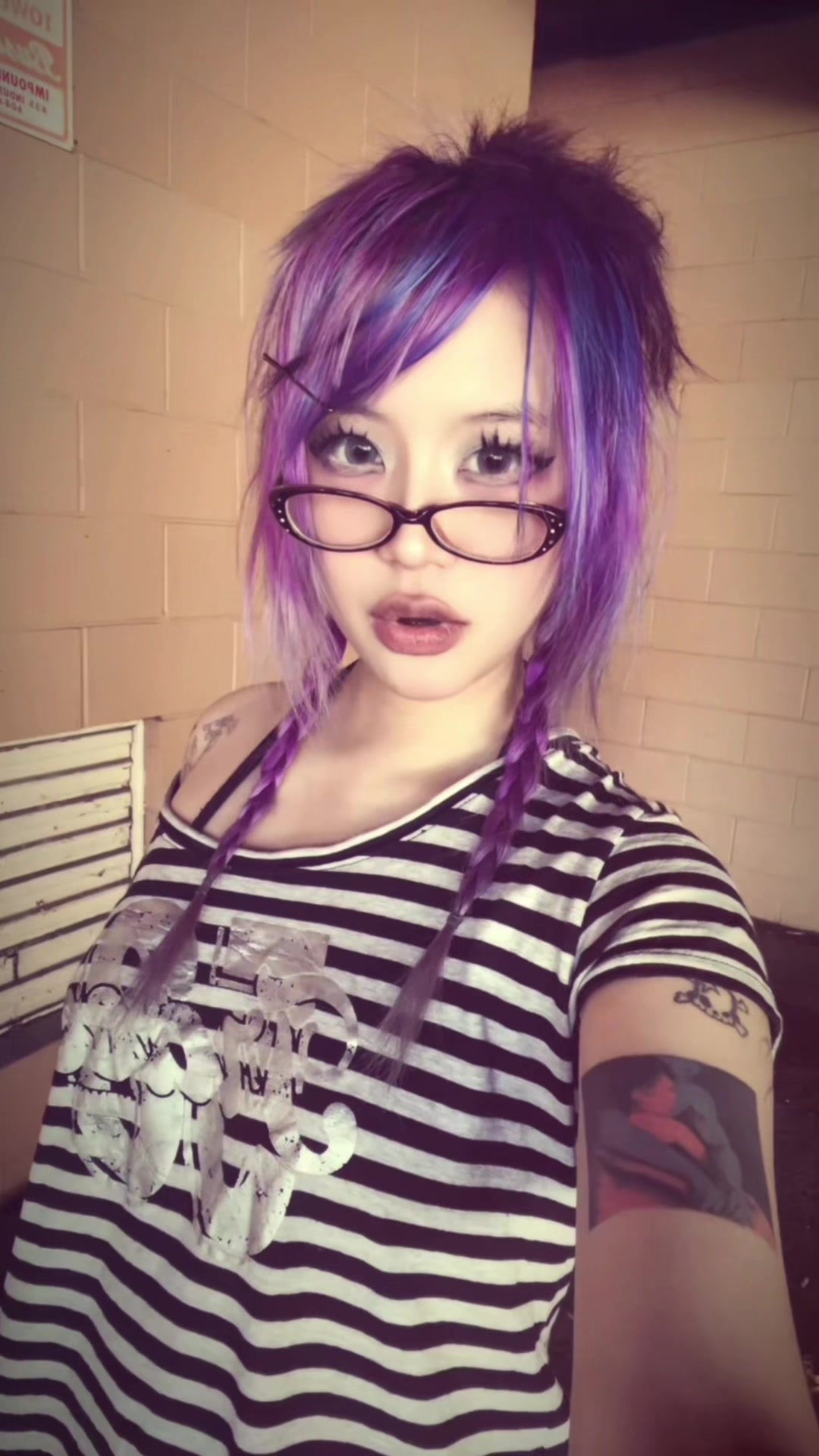 @hazel ★✮꩜⋆