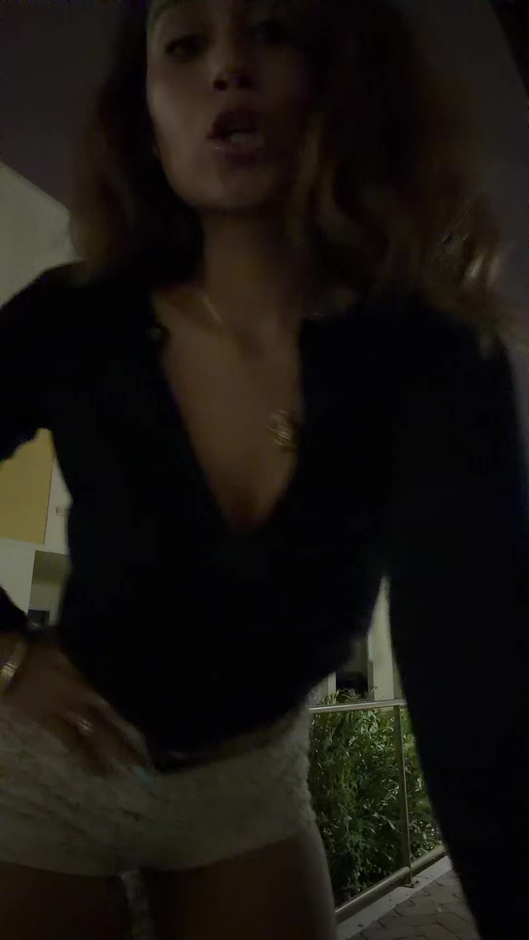 @★
