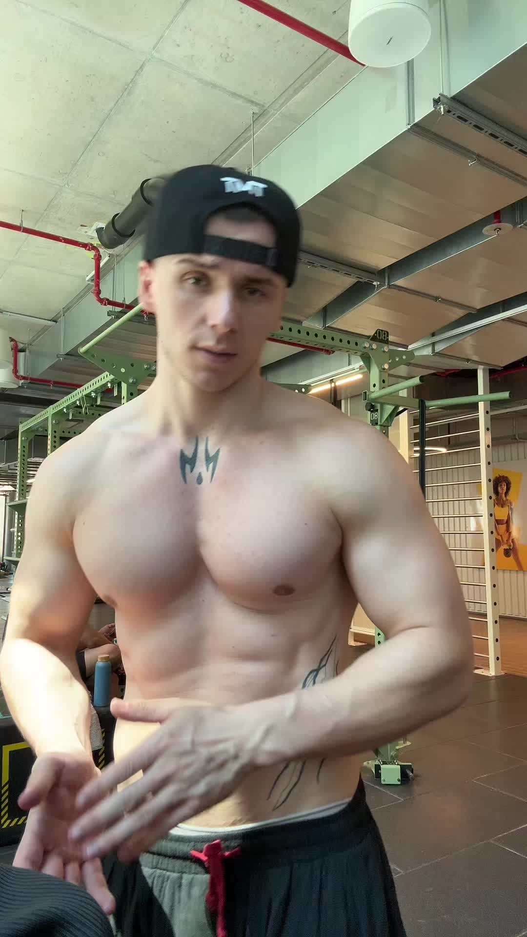 @IG: Adrianswoll