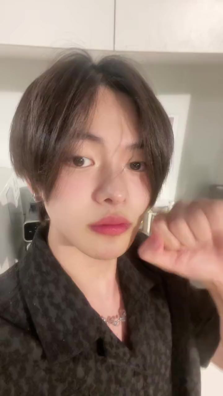 @call me iela 🧞♀️