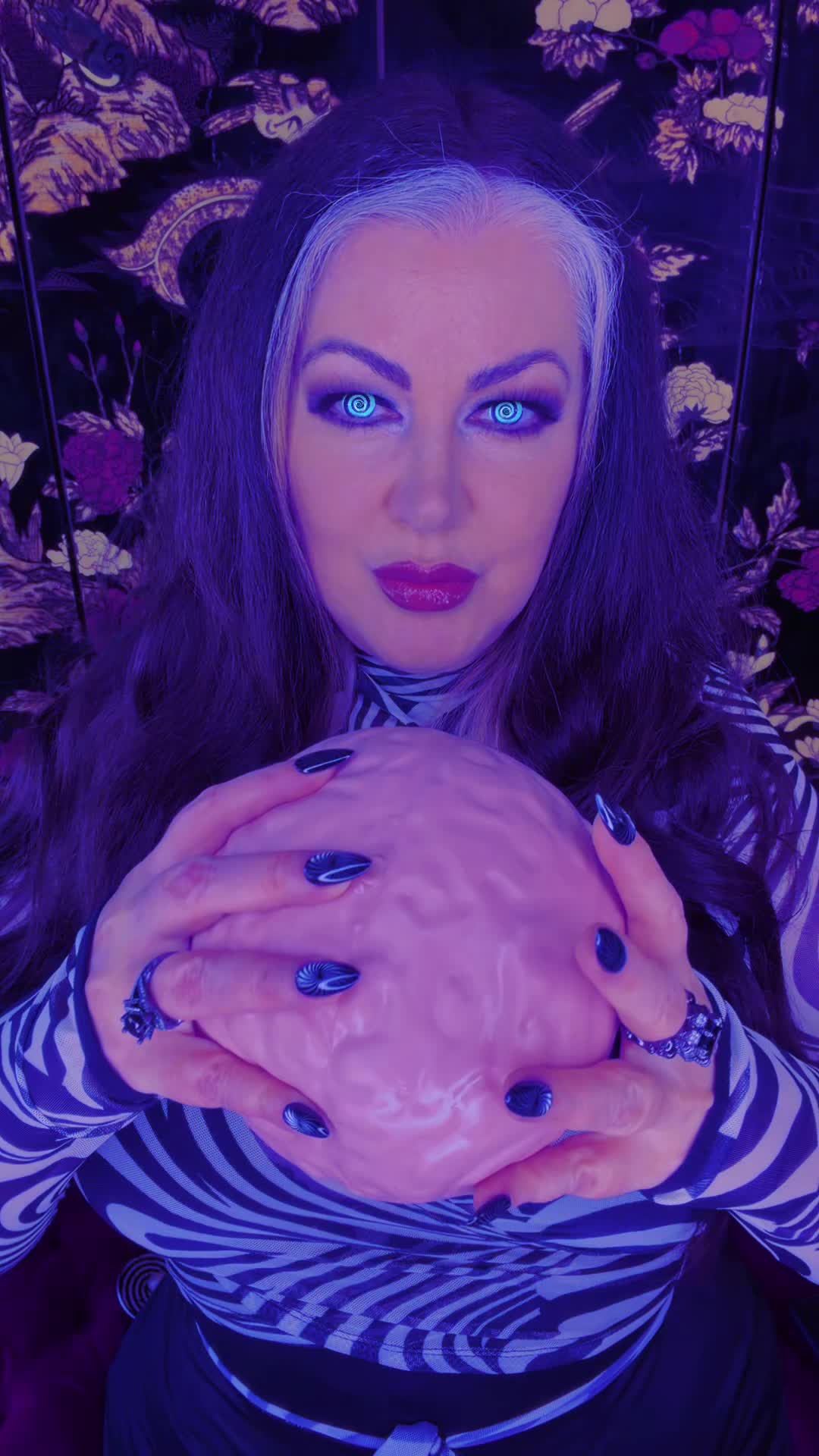 @Zenova