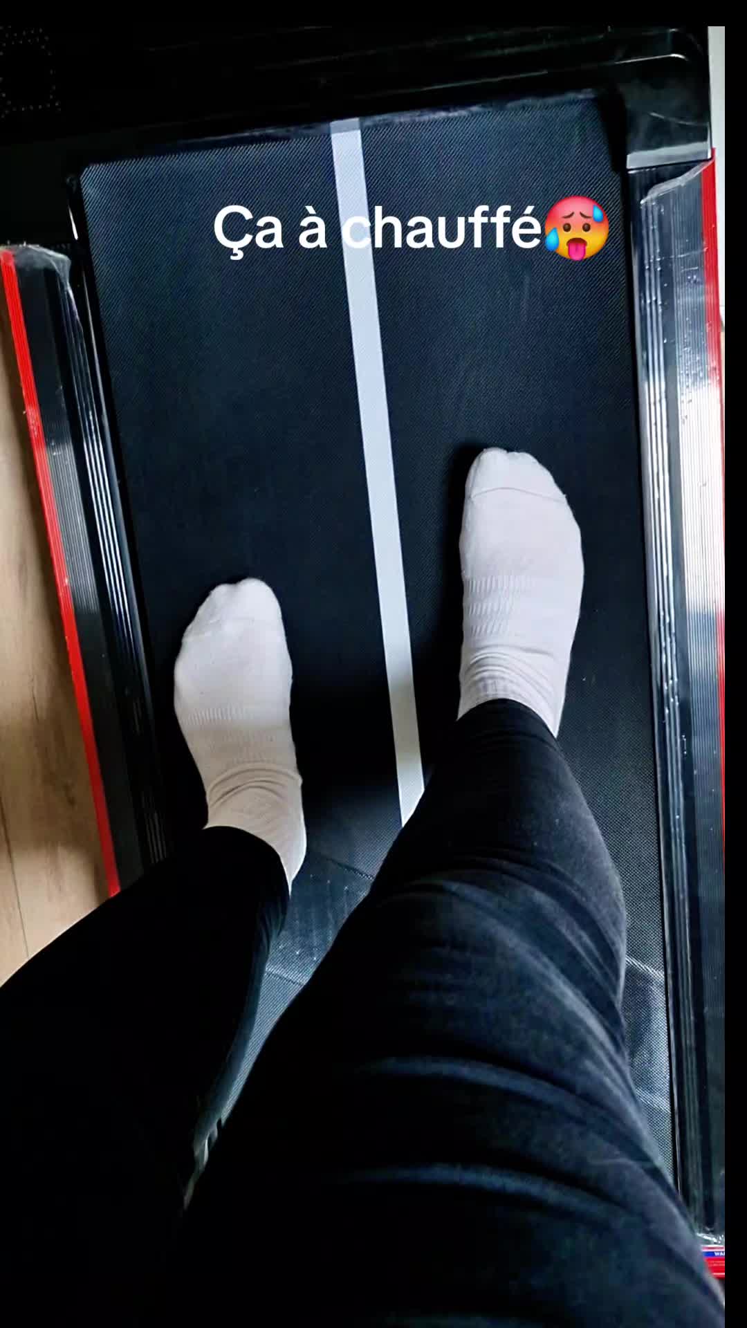 @Lovesocks