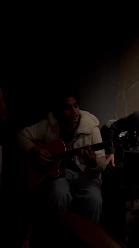 @Dawood_sings