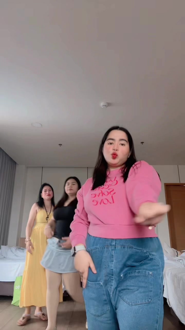 @Ellaamazing ✨♍️