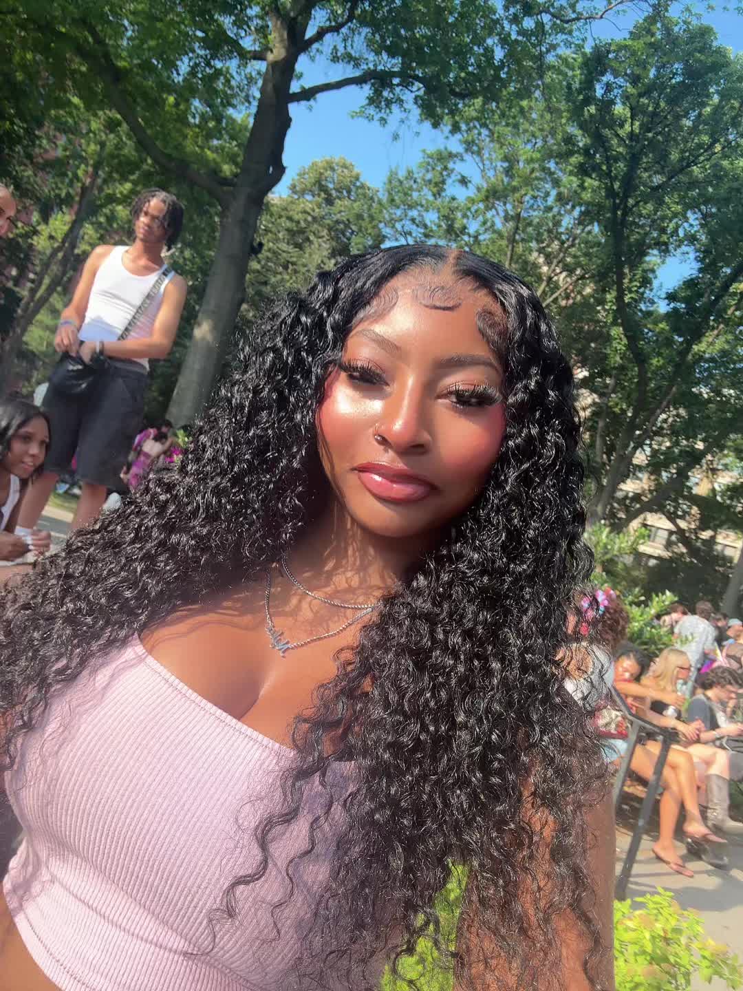 @itsnylachristinee