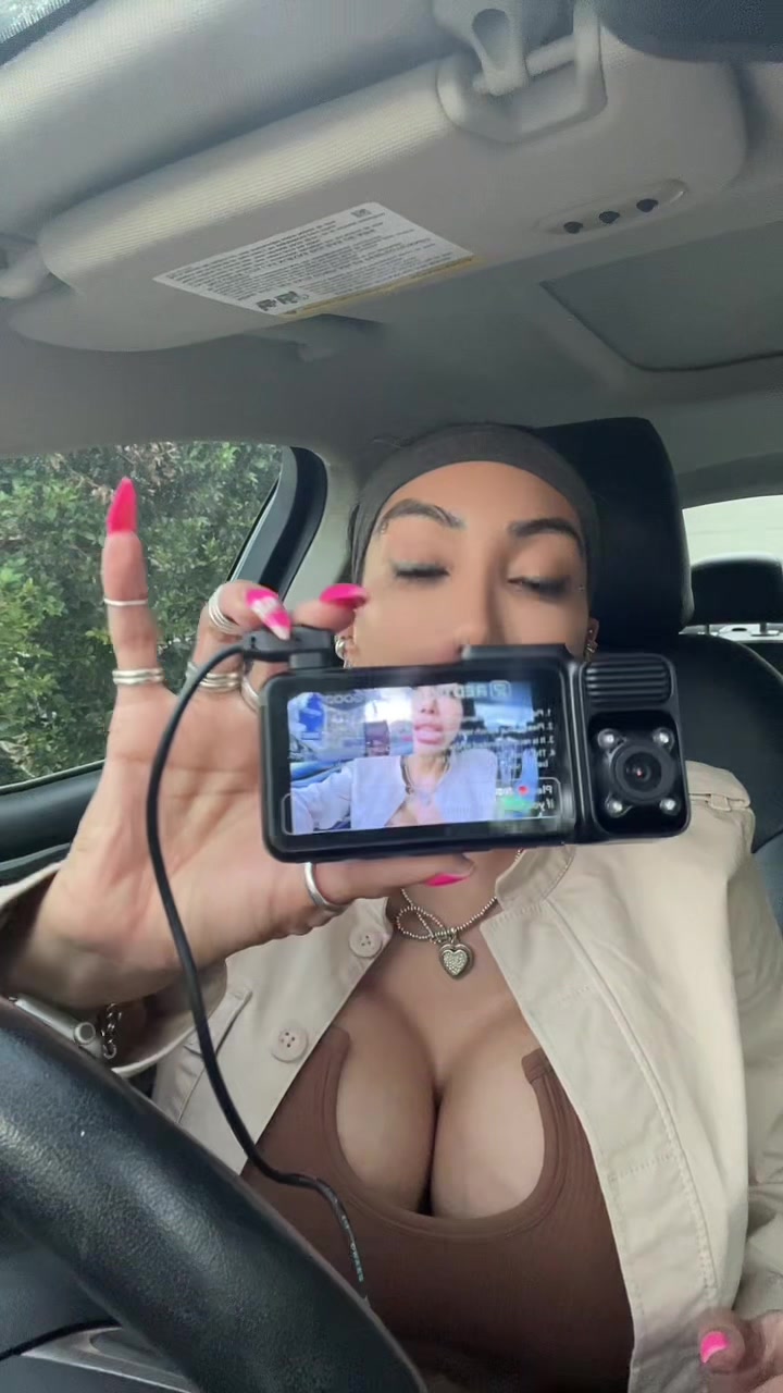 @Anakaliyah