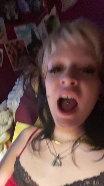 @p1ncushi0nn
