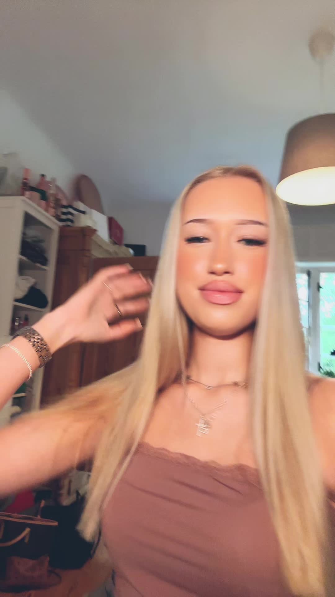 @𝓔𝓶𝓲𝓵𝓲𝓮