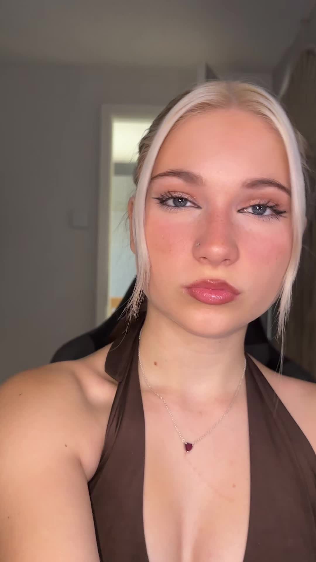 @Lulu🇩🇪