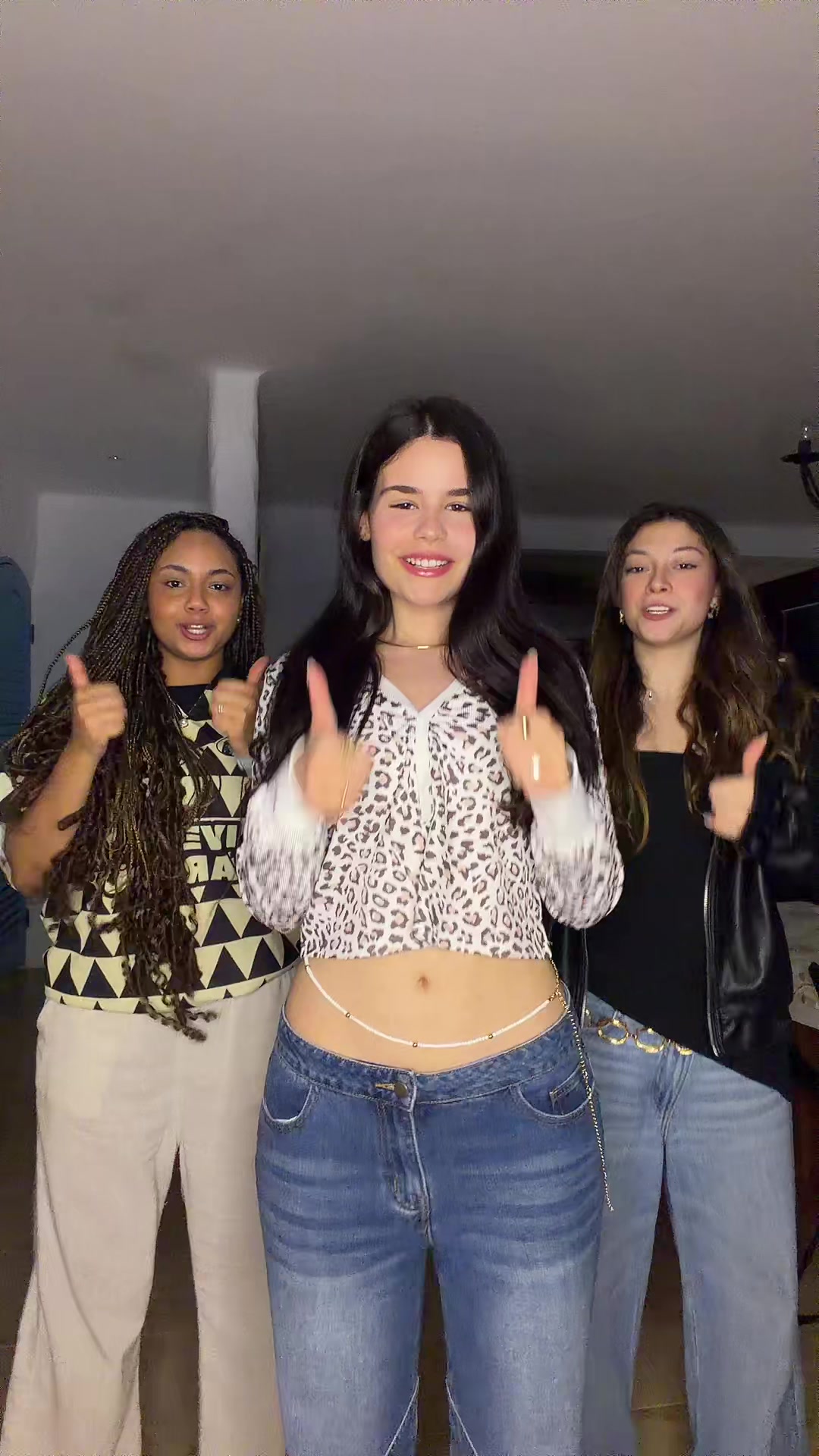 @Luara