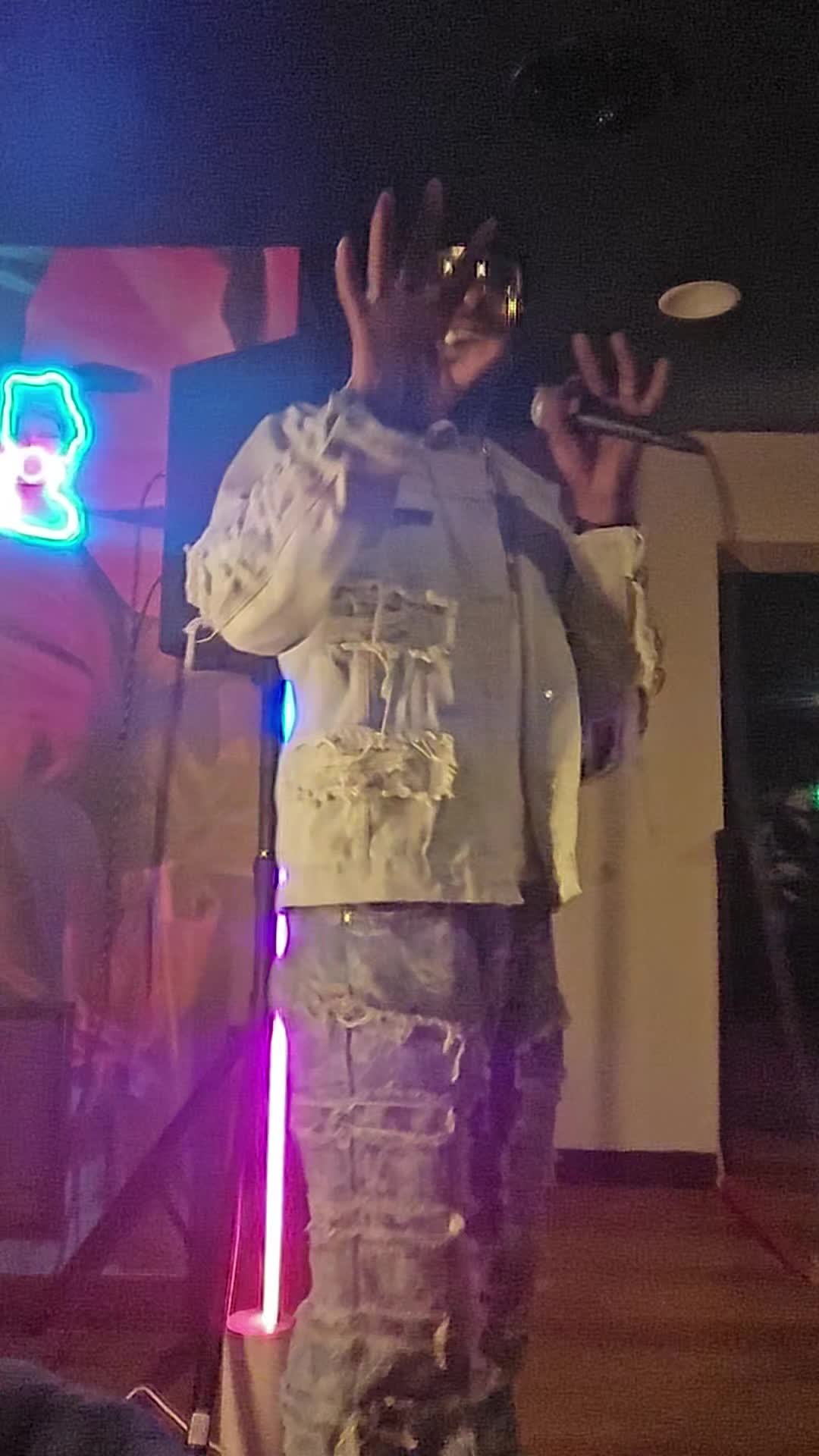 @VonjuanComedy