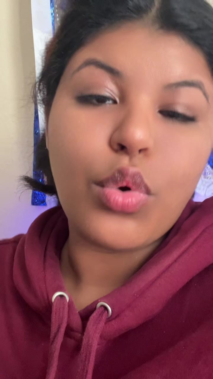 @Naelly Prado