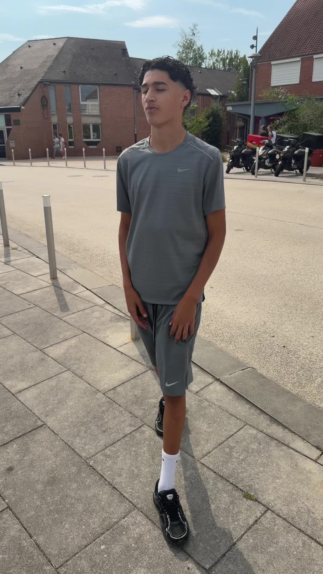 @R9B