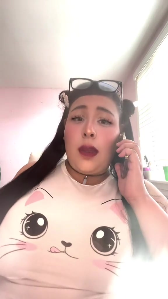 @Princess Valentina๐ธ๐ป๐
๐ป๐๐น