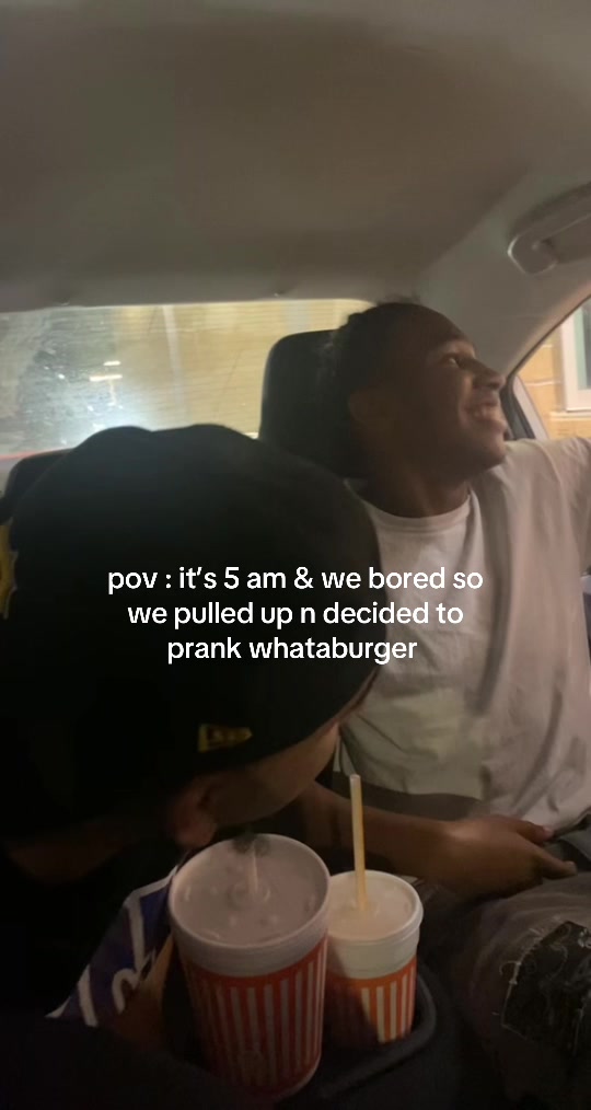 @T I B U R Ó N