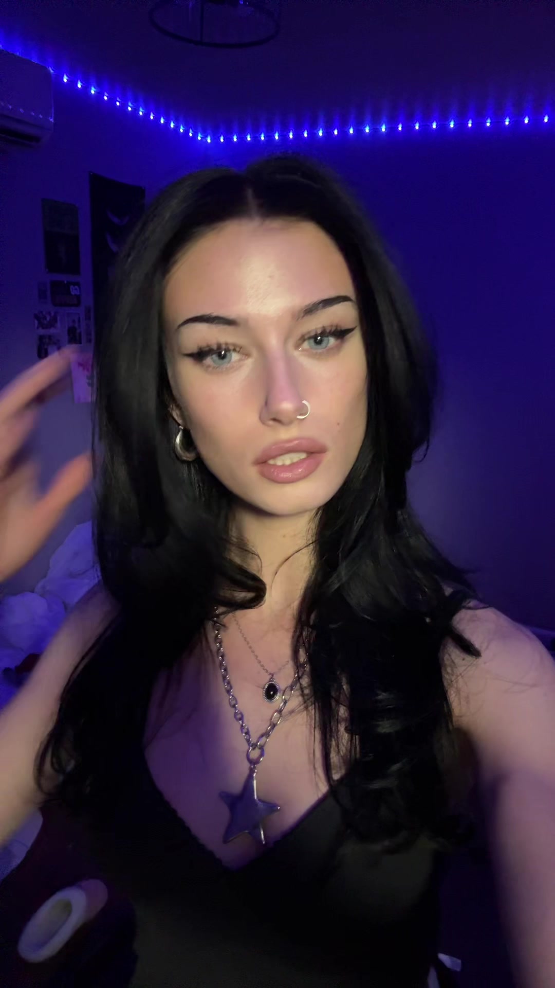 @Scarlett🕷️