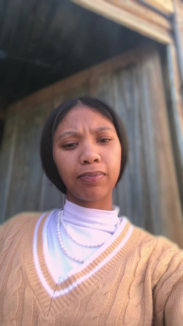 @NEESHA💙🦋