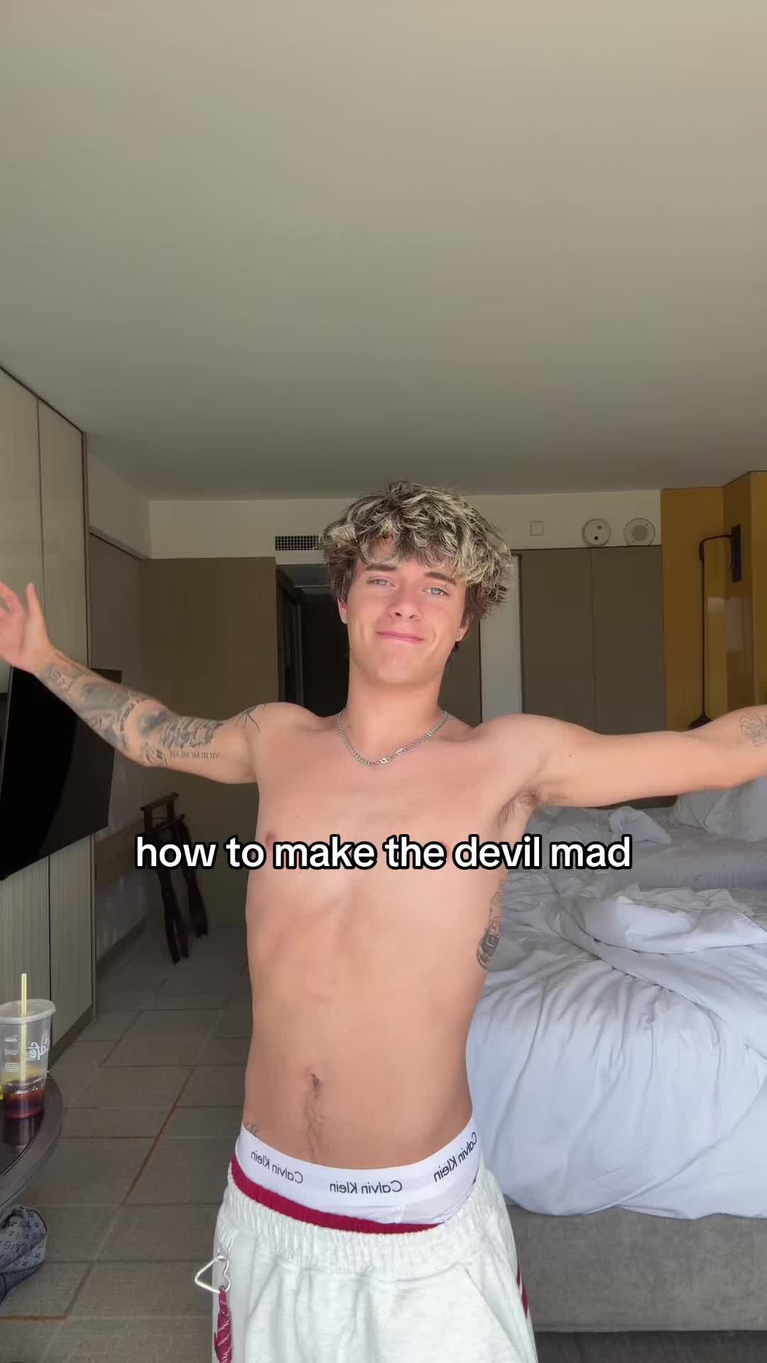 @Gavin Magnus
