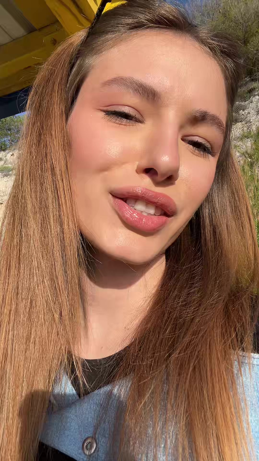 @Ela
