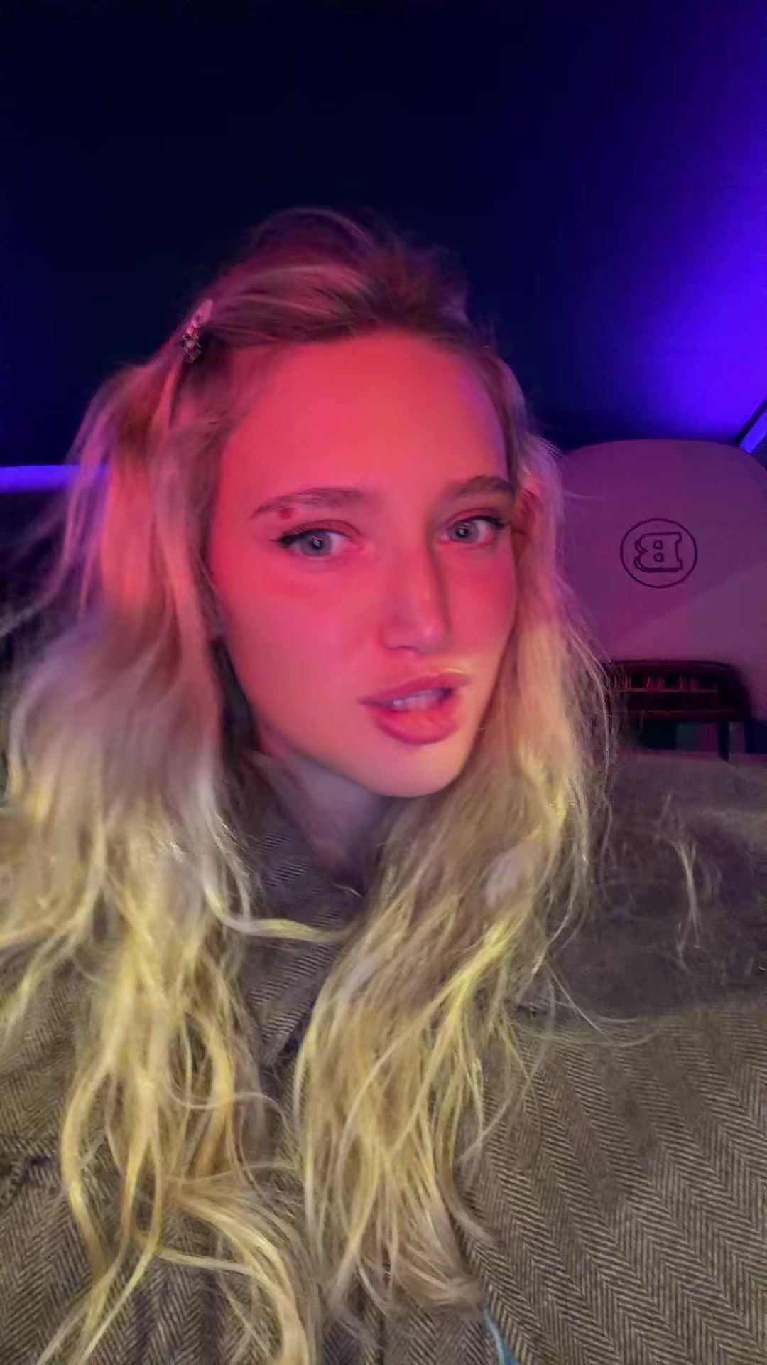 @Eva