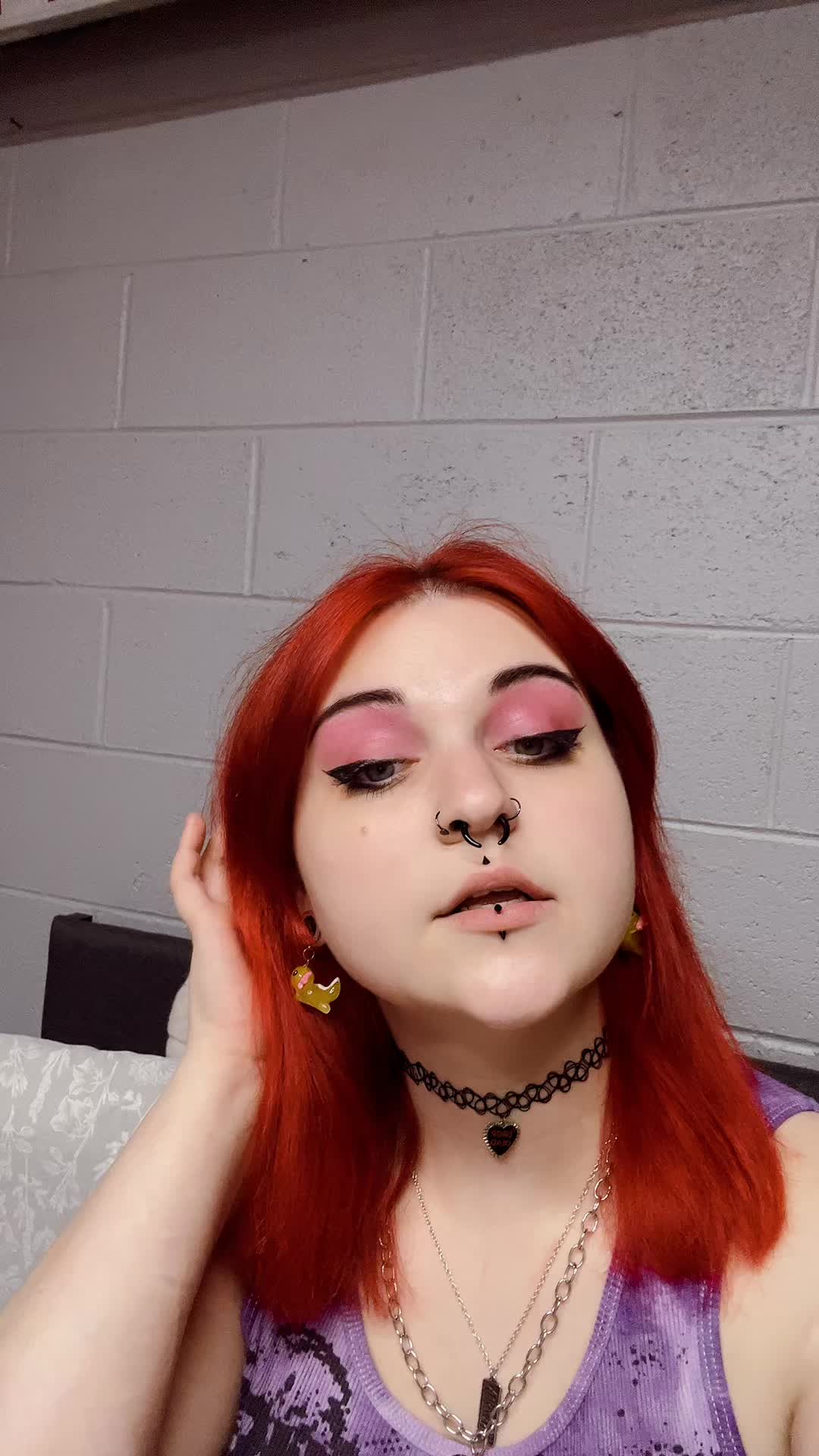 @hauntinglyradgirl