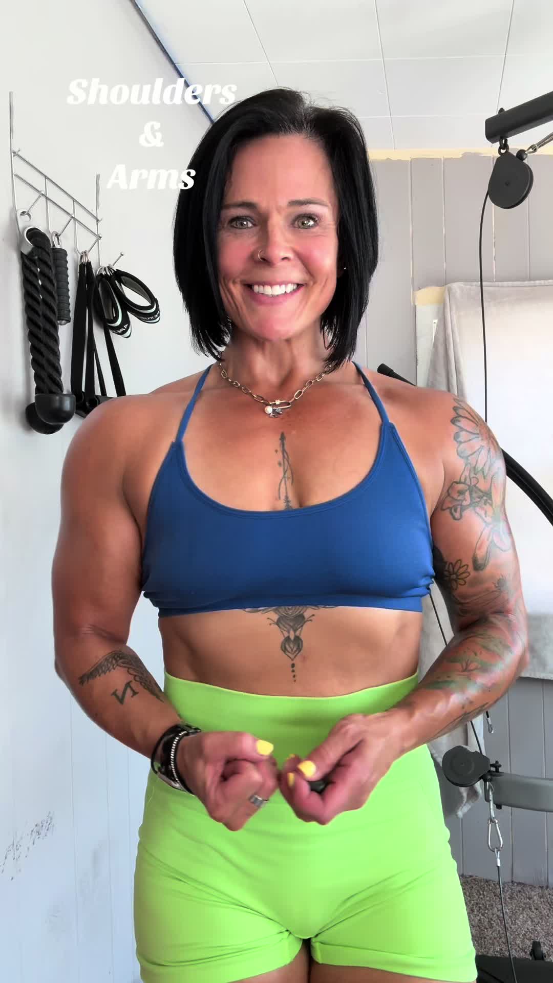 @fitmom_of_4_