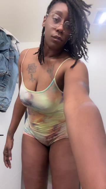 @pebbzthaamazon
