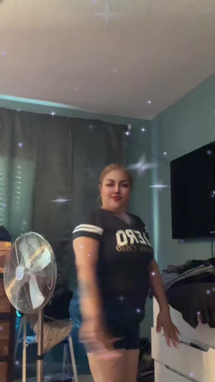 @Karoline