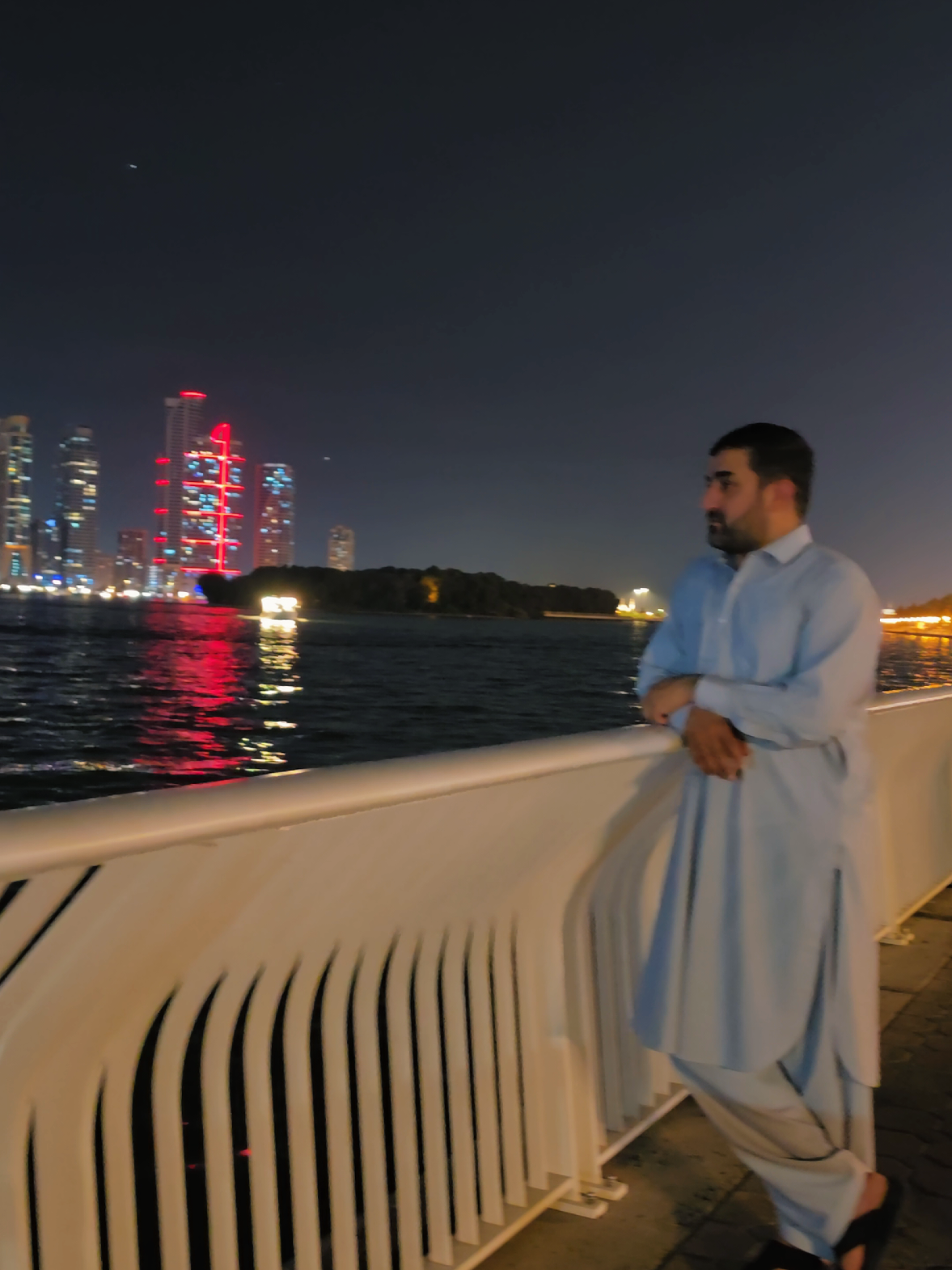 @Qᴀɪꜱ ꜱʜɪɴᴡᴀʀɪ 🕊️