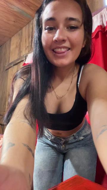@Emerlin Candia 🤍😜🤪