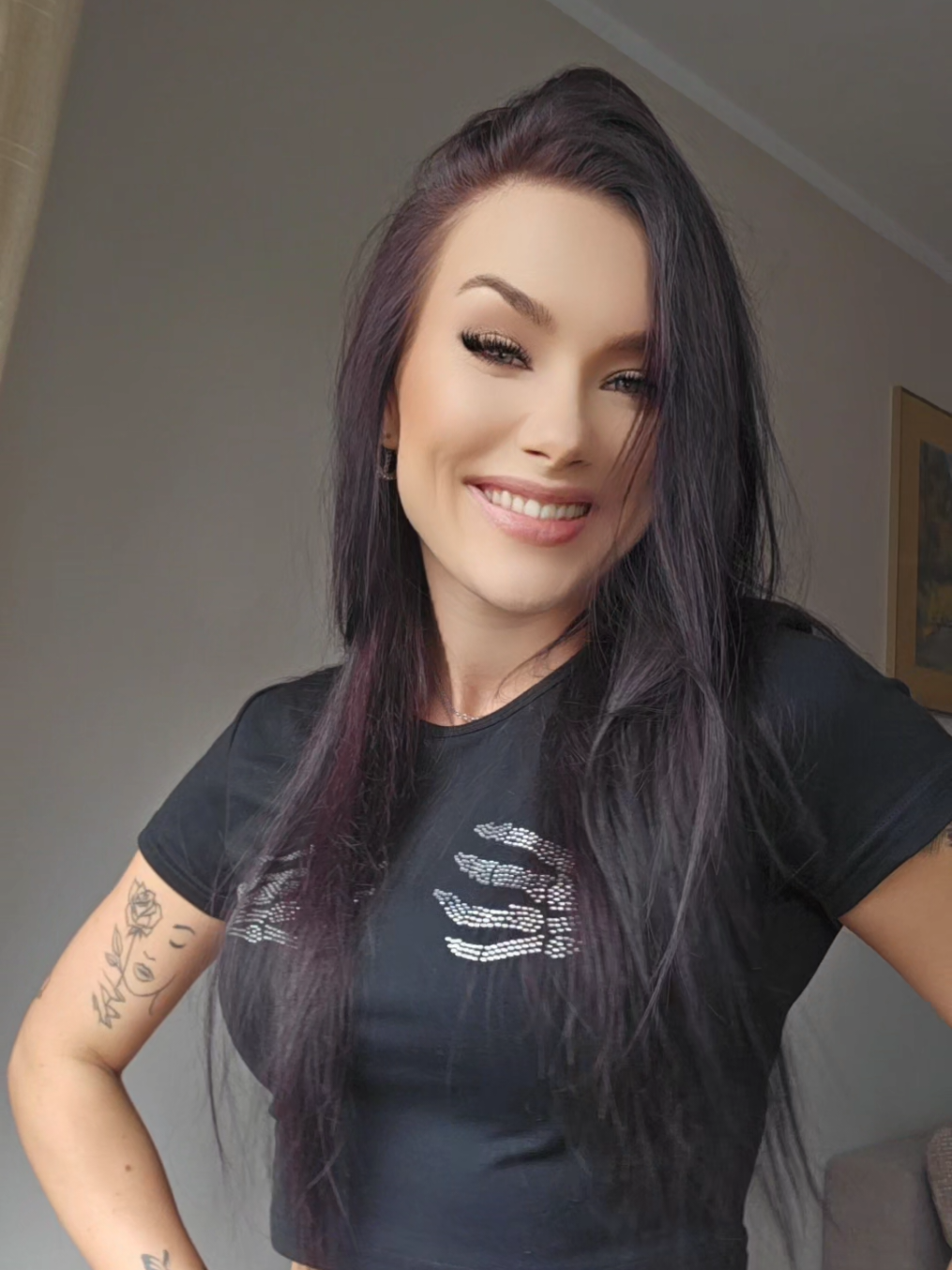 @Black_Queen🖤🙃