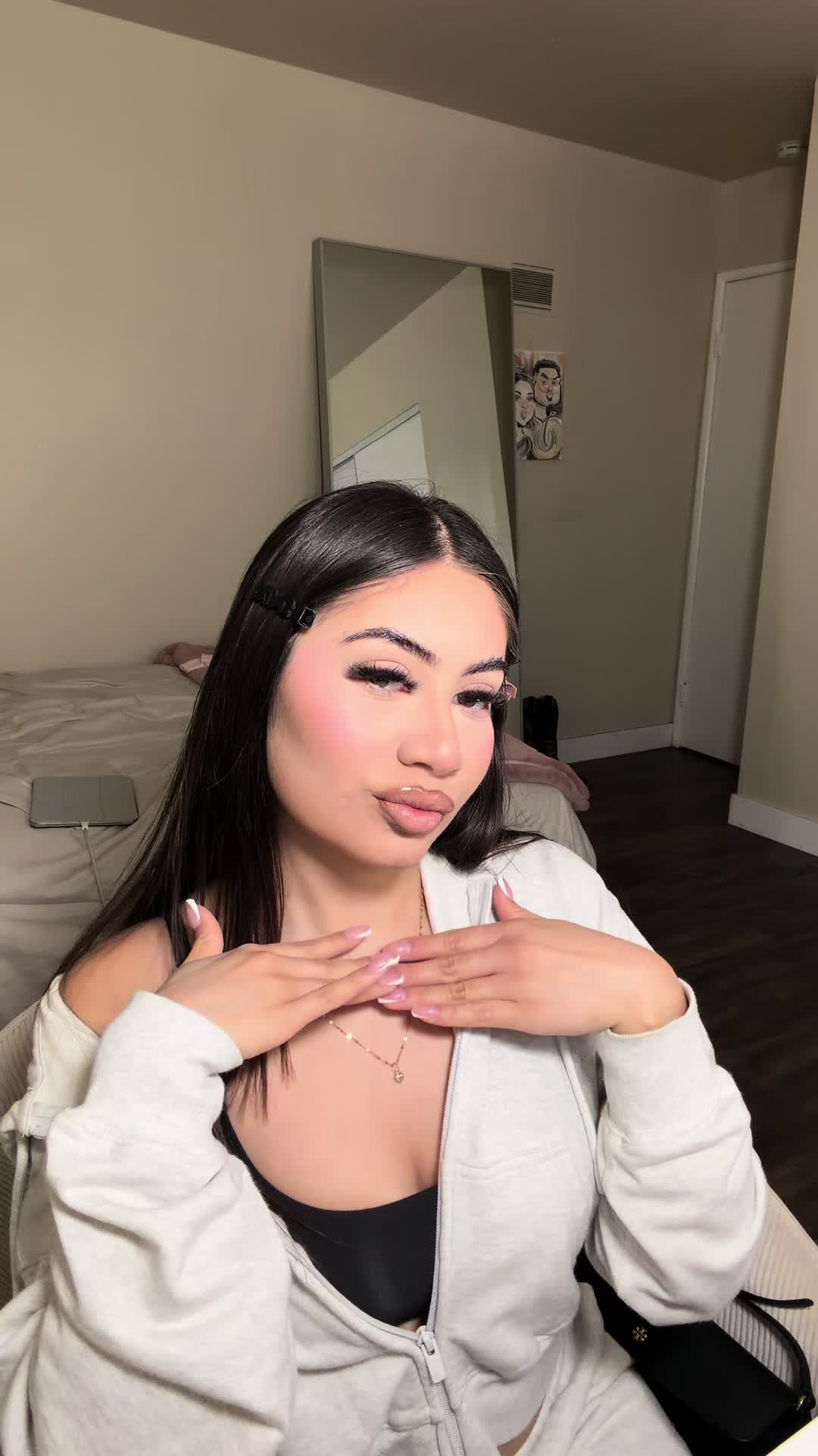 @misspesoss