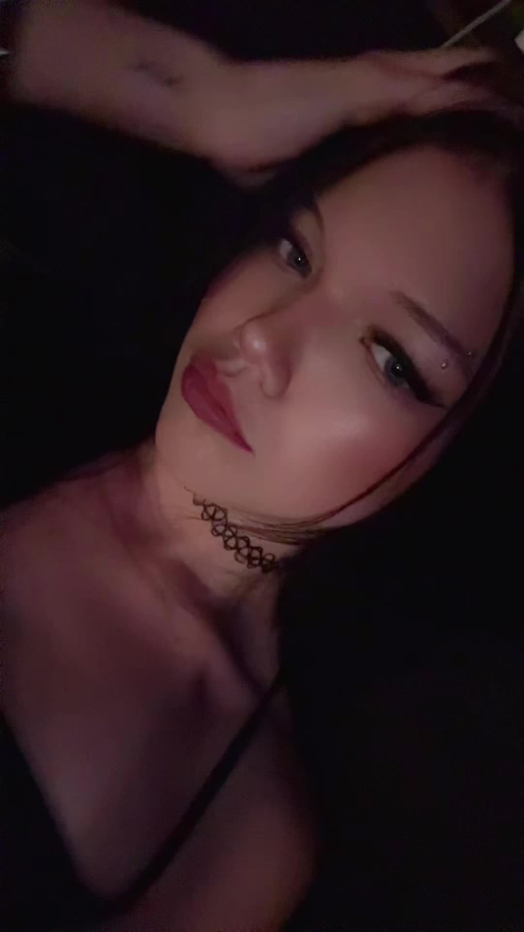 @lexyeltzroth