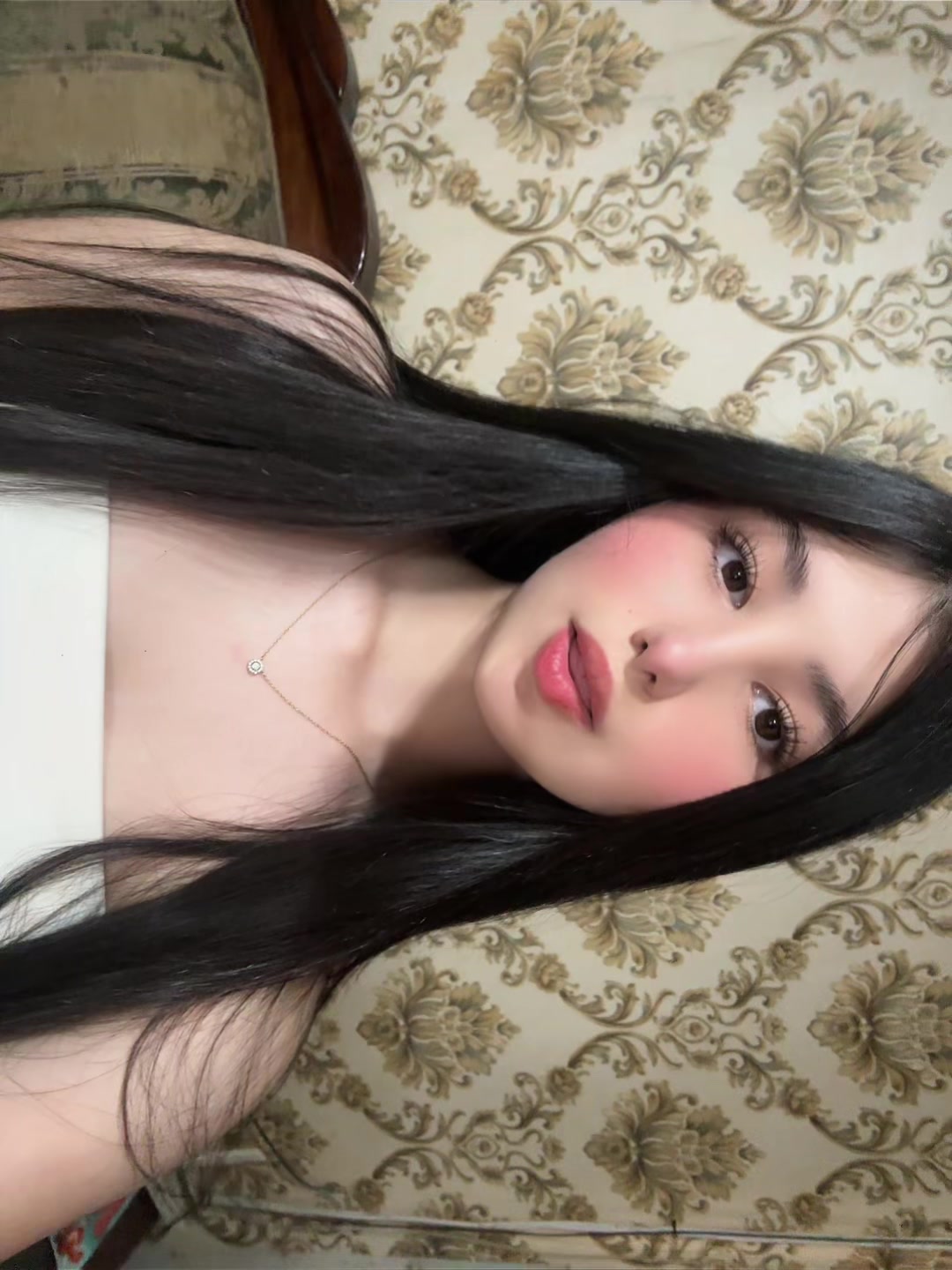 @๐๐ป๐ฒ๐ช๐ท๐ท๐ช ๐๐ต๐ถ๐ธ๐ผ โจ