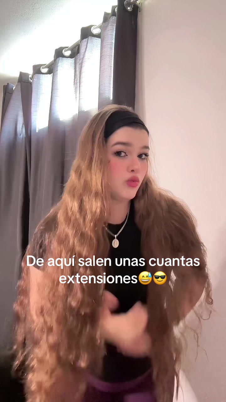 @María