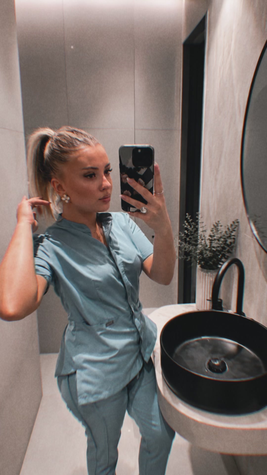 @Sonii✨