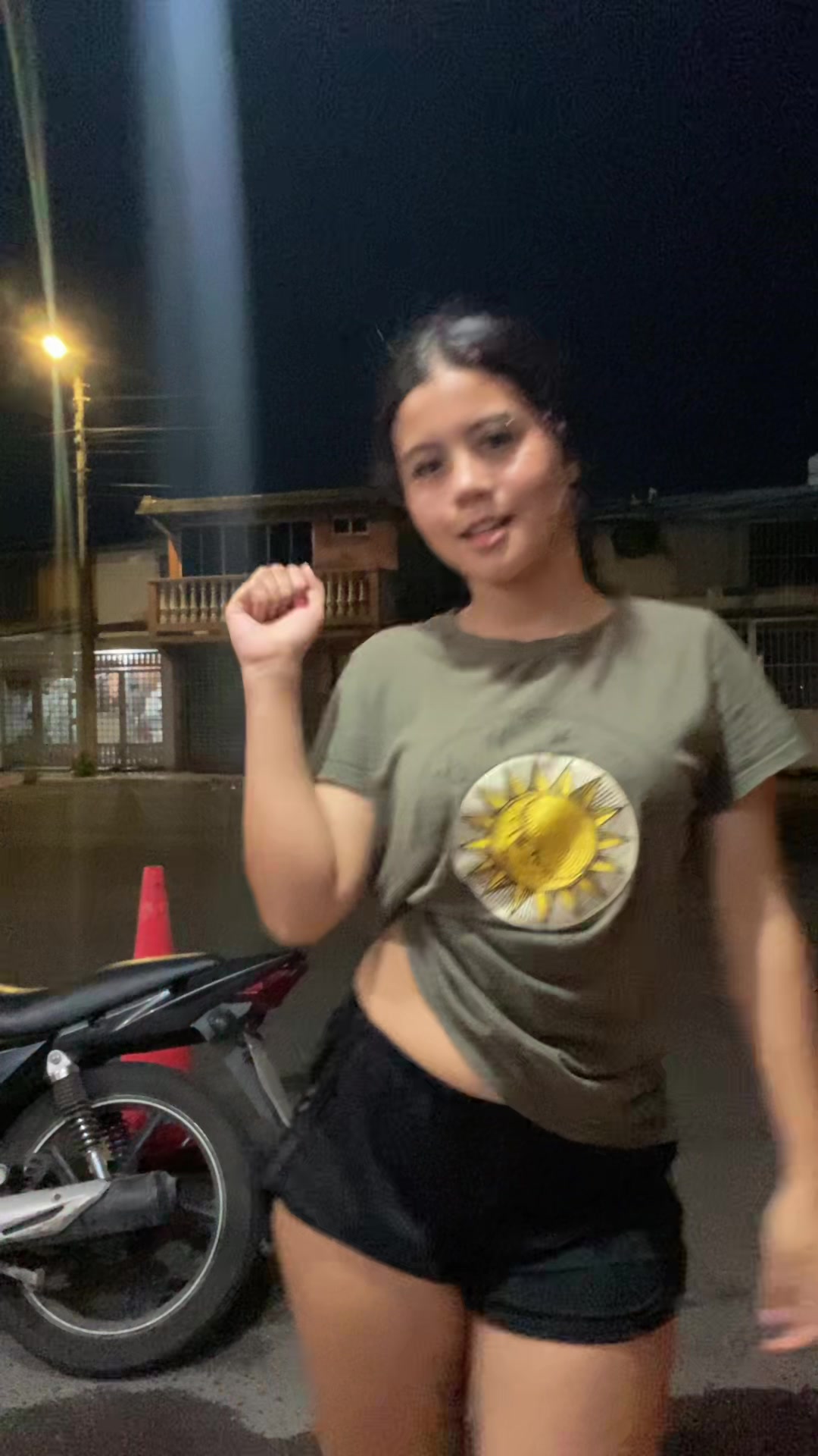 @mj