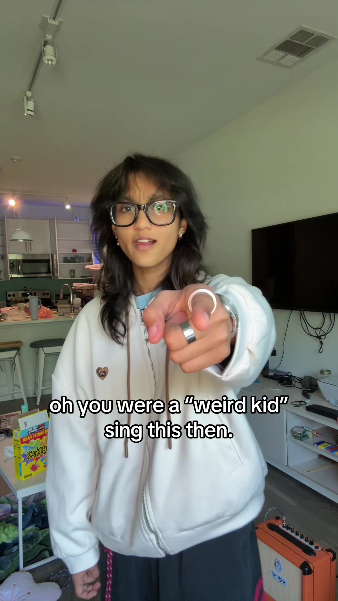 @ej